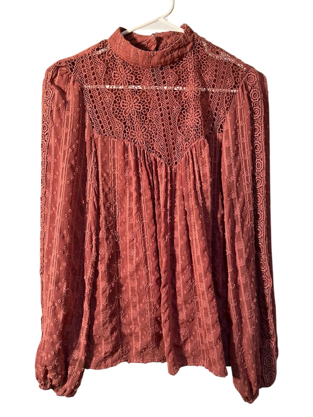 Hazel Women’s Size Small Blouse Long Sleeve Mock Neck Crochet Swiss Dot Metallic